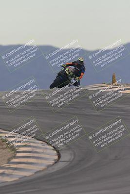 media/Sep-21-2025-Race Pace (Sun) [[98bf33ef95]]/Non Verified/1-Turns 9 and 10 (8am)/